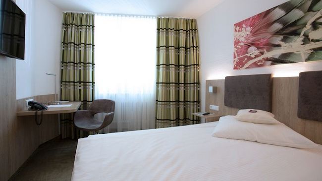 Central Hotel Eschborn Pokoj fotografie